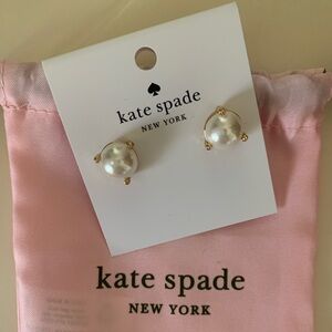 NEW….Kate Spade Rise and Shine Pearl Stud Earrings